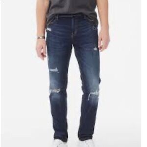 Aeropostale destructed skinny jeans